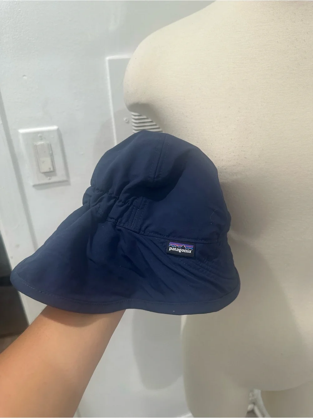 Patagonia Kids Navy Bucket Sun Hat with Chin Strap